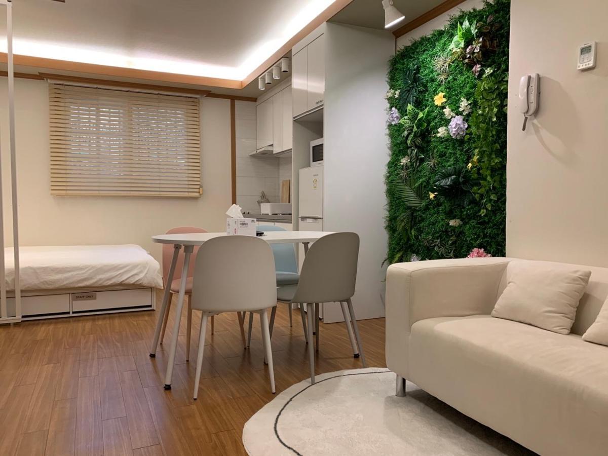 Complace H Seul Exterior foto